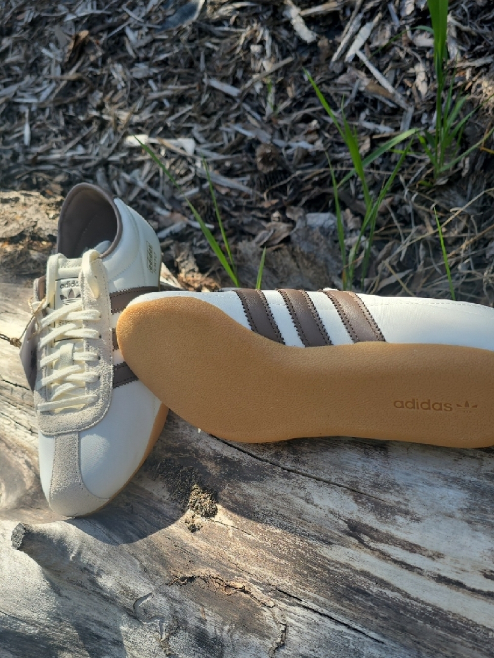 adidas Tokyo W Cream with Brown Three-Stripes Sneakers Size  W 8.5 - Picture 3 of 6